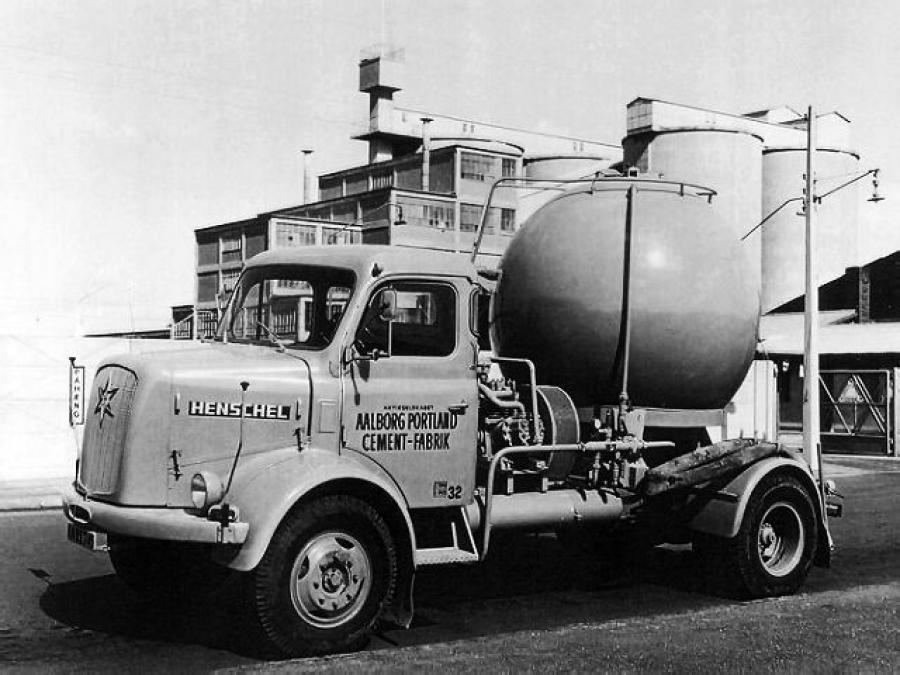  Henschel HS 100 6-Ton Cement Truck 1951 года  (фото 1 из 1)
